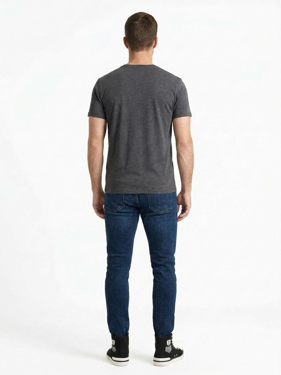 BK008800M004N01BK_model_back.jpg
