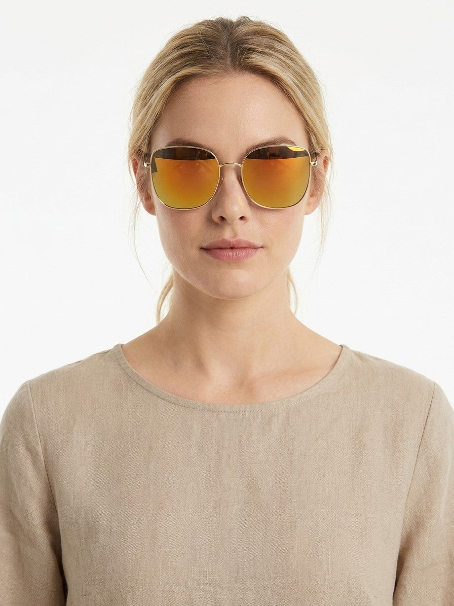 IM0014S0M003L40GCU_model_front.jpg