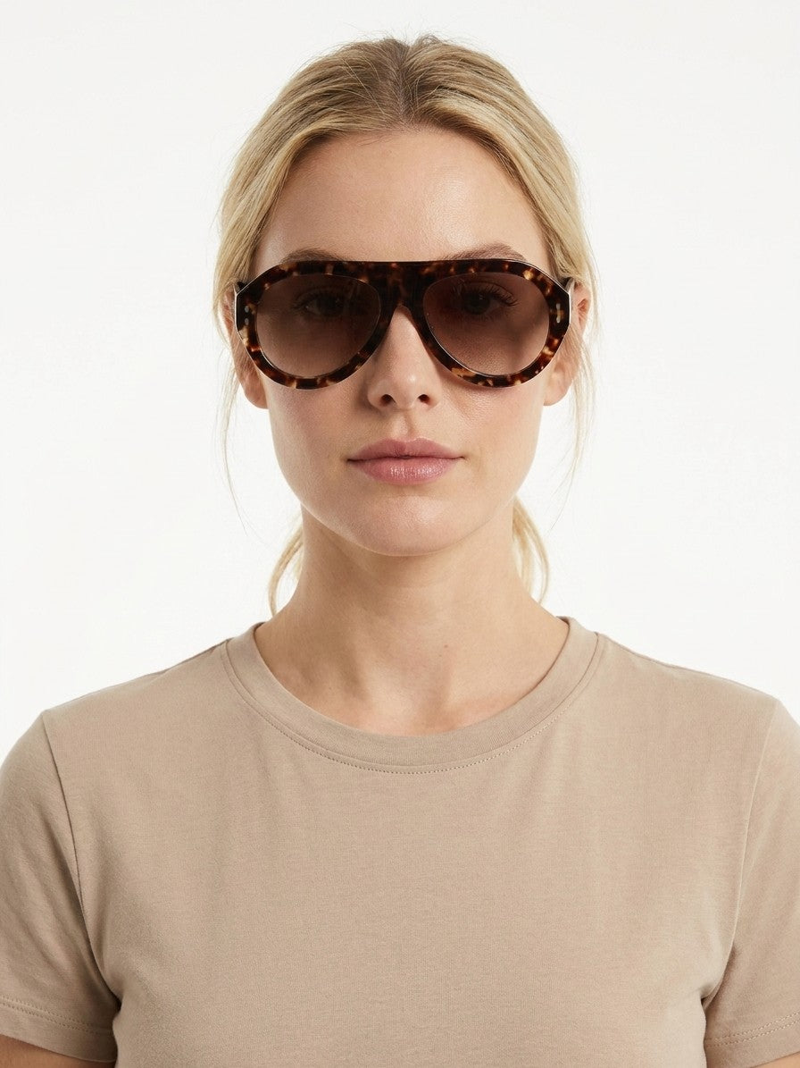 IM001NS0M001L086HA_model_front.jpg