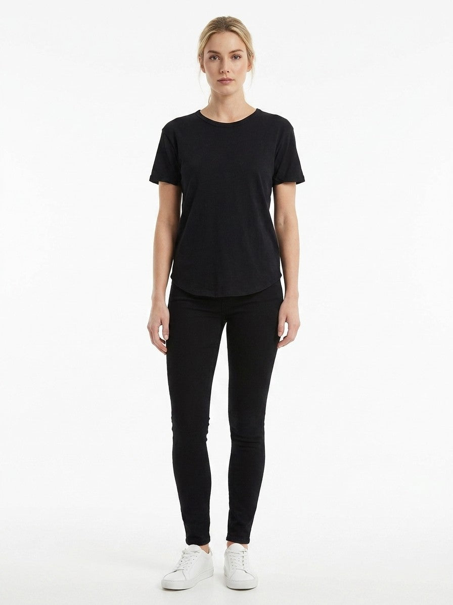 TS029900M004E01BK_model_front.jpg